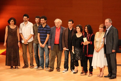 Foto de grup dels guanyadors dels Premis Literaris Girona.