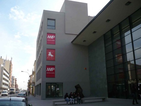 Museu de Vestits de Paper de Mollerussa