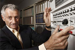 Leonard Kleinrock.