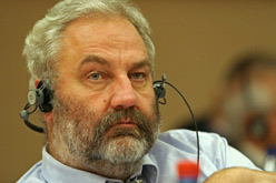 Cap dels socialistes alemanys a l'Eurocambra, Bernhard Rapkay.