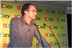 Joan Herrera fent el seu primer discurs com a candidat.
