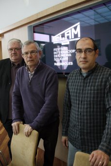 Valentí Oliveras, Josep Maria Carrillo i Jesús Fernández, responsables de Clam, han presentat el Festival aquest dijous. FOTO: Rosanas, Elisenda.