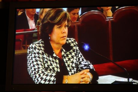 L'expresidenta de les Corts Valencianes, Milagrosa Martínez, durant la seva compareixença com a testimoni en el judici del 'cas dels vestits'. S'ha acollit al seu dret a no declarar. FOTO: Soler, José.