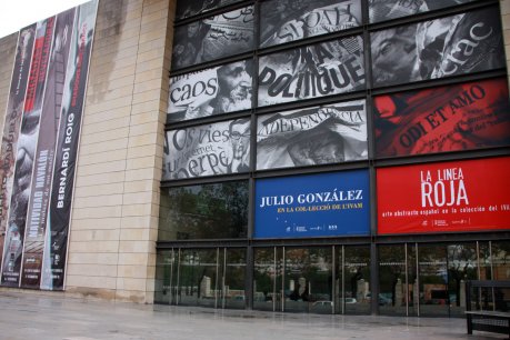 Façana de l'Institut Valencià d'Art Modern (IVAM) a València. FOTO: Soler, José / Arxiu ACN.