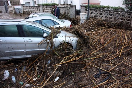 Aiguats i inundacions a la Costa Daurada durant l'octubre del 2011 van fer desbordar en una mateixa setmana fins a dos cops el barranc de Barenys de Salou. FOTO: Cervelló, Marc / Arxiu.