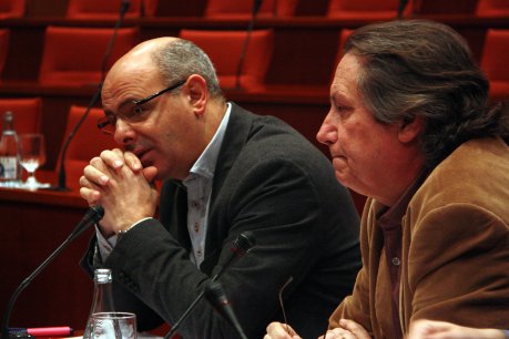 Els diputats d'ICV-EUiA, Joan Boada i Jaume Bosch, a la comissió d'Economia on s'han debatut els pressupostos i la llei de mesures. FOTO: Garrido, Rafa.