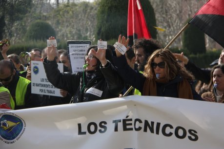 Treballadores d'Spanair protesten davant del Parlament FOTO: Mateos, Patricia.