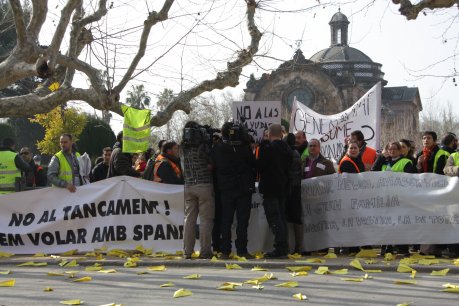 Treballadores d'Spanair protesten davant del Parlament FOTO: Mateos, Patricia.