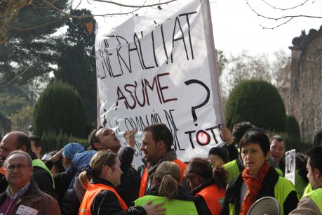 Treballadores d'Spanair protesten davant del Parlament FOTO: Mateos, Patricia.