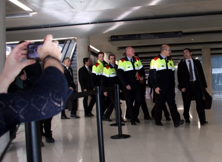 El comissari de la regió policial de Barcelona, Joan Carles Molinero, ha arribat a dos quarts de deu a la Ciutat de la Justícia FOTO: Sanchez, Guillem.