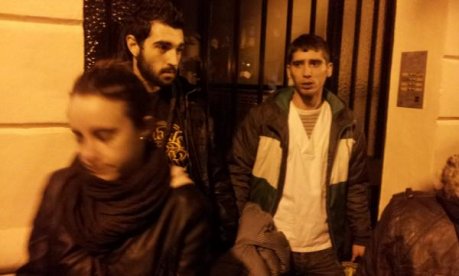 Els tres joves que haurien estat agredits en tornar d'una concentració FOTO: @giuseppegrezzi.