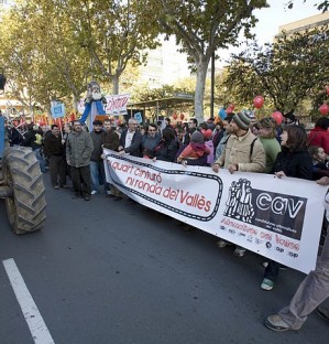 La Campanya contra el Quart Cintur�  recorrer� la tramitaci� ambiental irregular del Ministeri de Medi Ambient