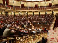 El congr�s espanyol aprova la reforma laboral, motiu de la primera vaga general contra Zapatero