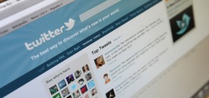 Twitter obre el procés de traducció al català