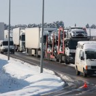 Continuen les cues a la AP-7, de la Jonquera al Vol�