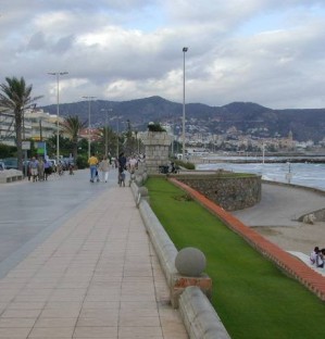 Conveni per dotar al passeig de la Ribera d'un transport el�ctric