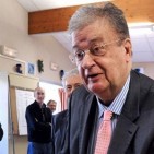 Fr�che arriba amb avantatge a la recta final de les eleccions regionals