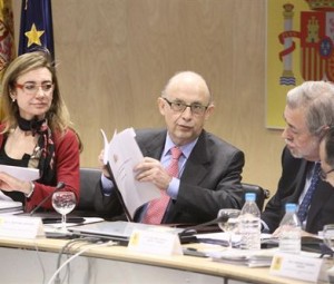 Catalunya, el Pa�s Valenci� i les Illes presenten els deures a Madrid