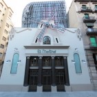 Passeig hist�ric i vermut per a descobrir El Molino a la llum del dia